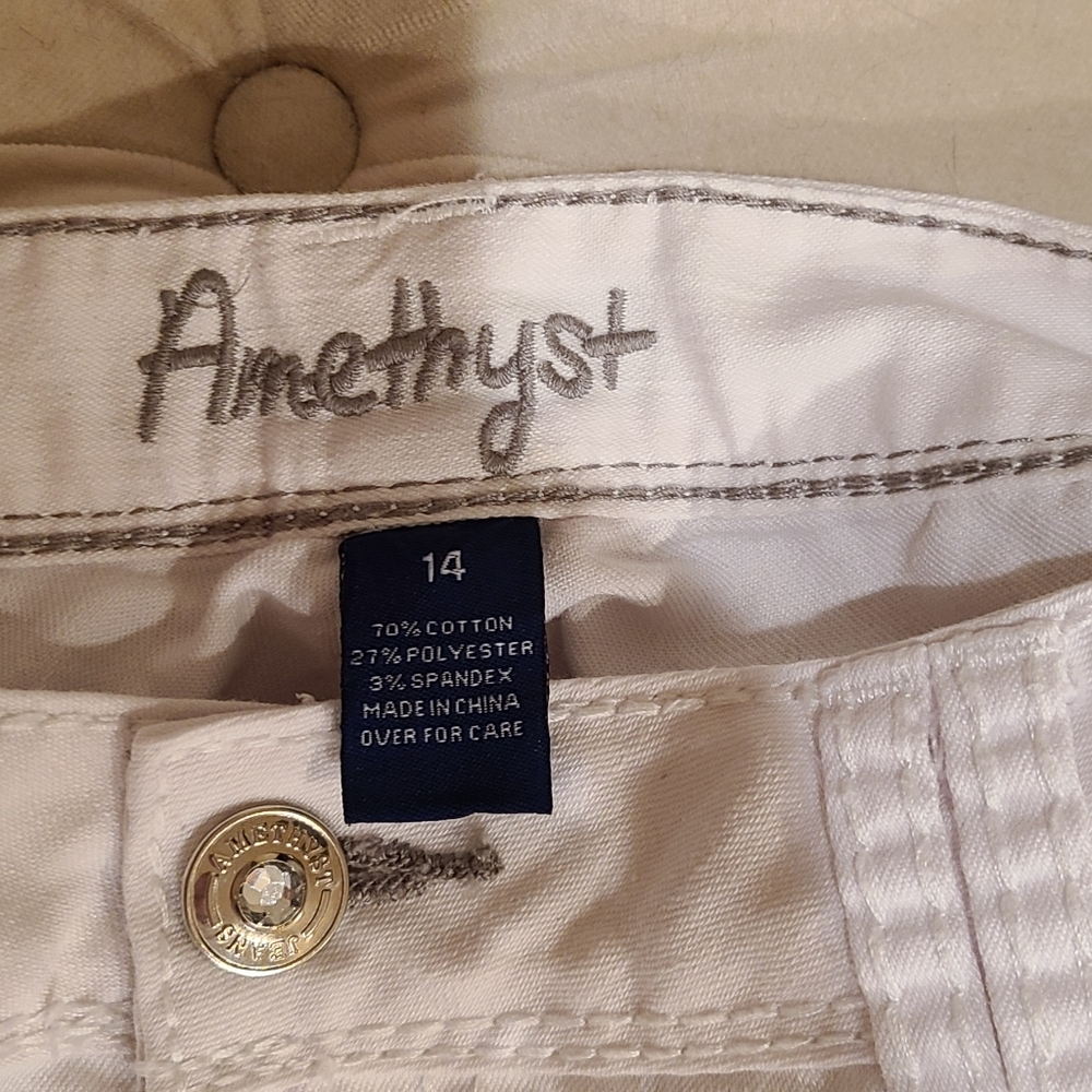 Amethyst White Jeans Size 14